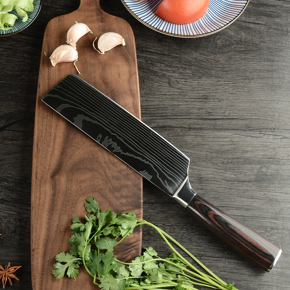 Kiru Nakiri — 7" Damascus-Pattern Vegetable Cleaver